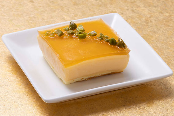 画像：赤肉メロンのケーキ