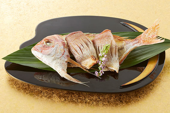 画像：鯛の姿焼
