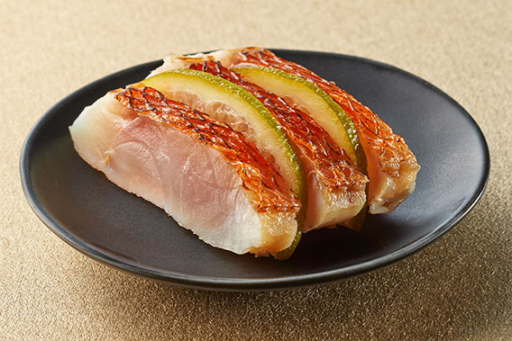 画像：金目鯛の焼き霜造り